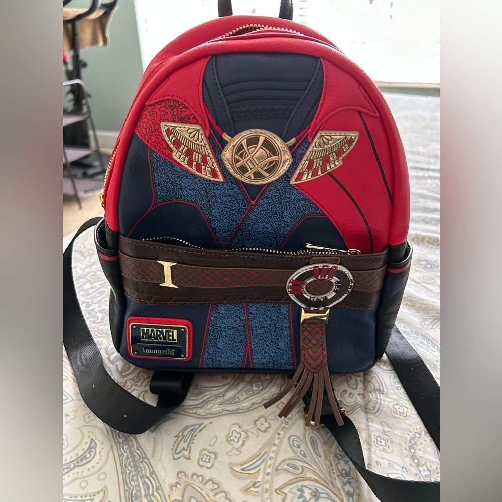 Loungefly Marvel DrStrange-excellent condition